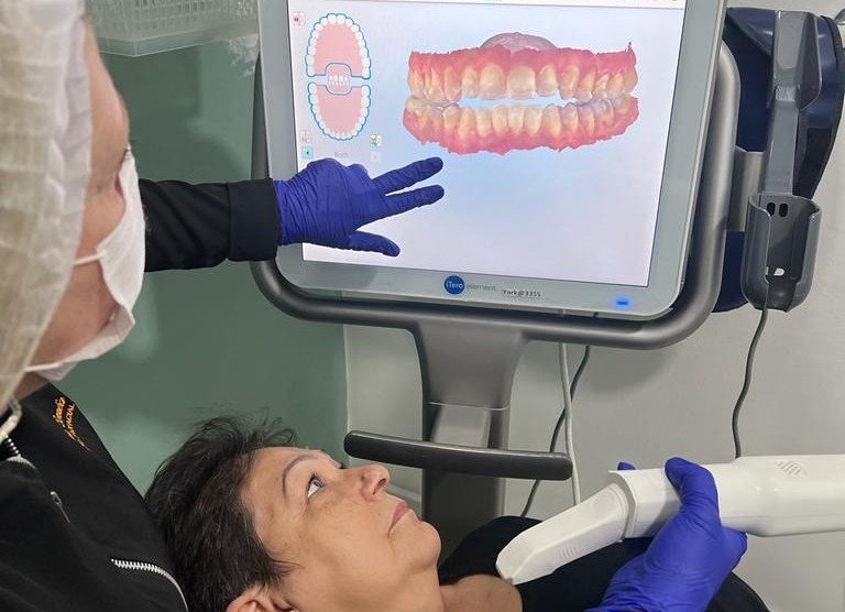 Clínica de Radiologia Odontológica no Meier.